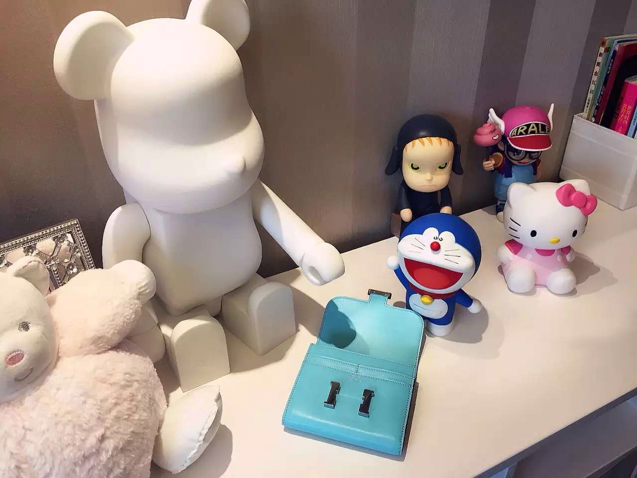 Hermes 3P Lagon Blue Swift Leather Silk’in Small Constance Wallet 14CM