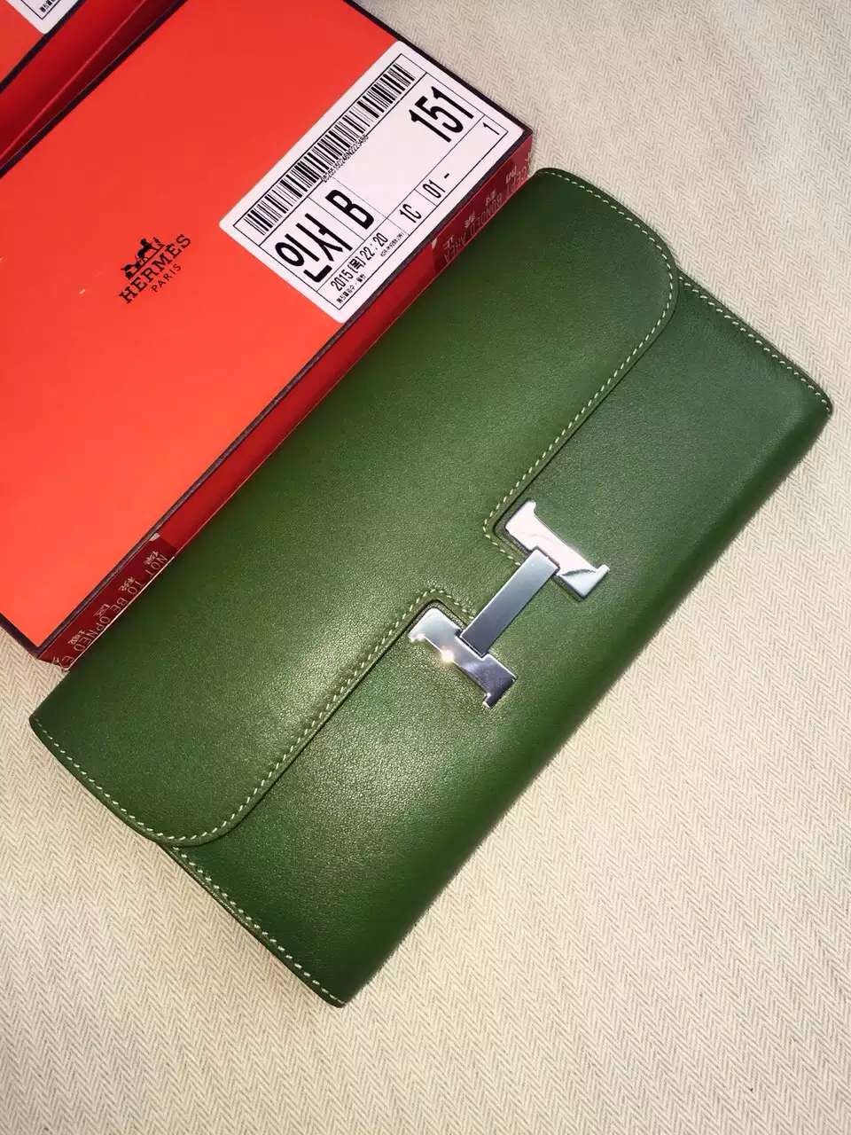Cheap Hermes Swift Leather Constance Long Wallet Clutch Bag in V6 Olive Green 21CM