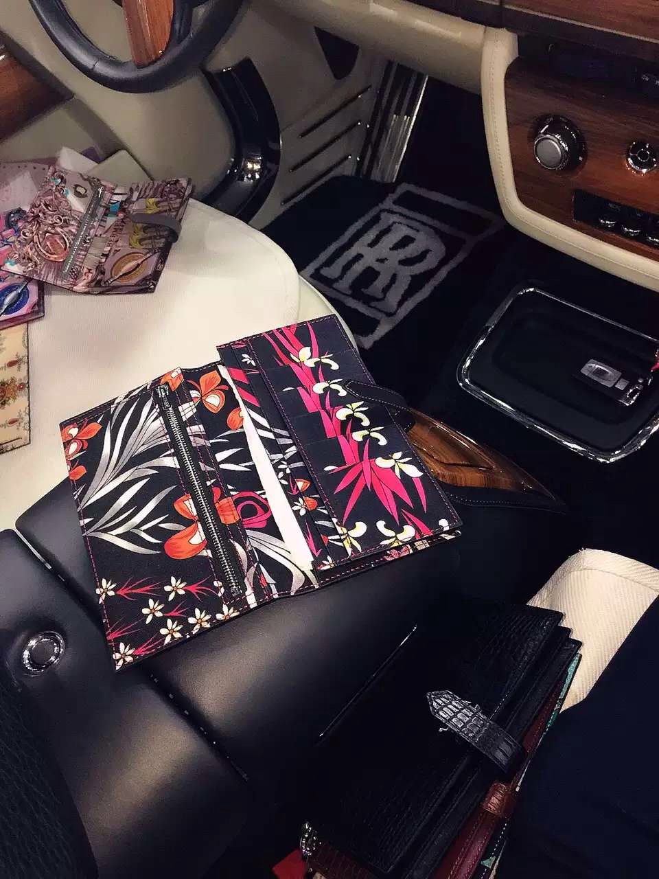 Hand Stitching Hermes CK89 Black Swift Leather Silk’in Bean Wallet 19CM