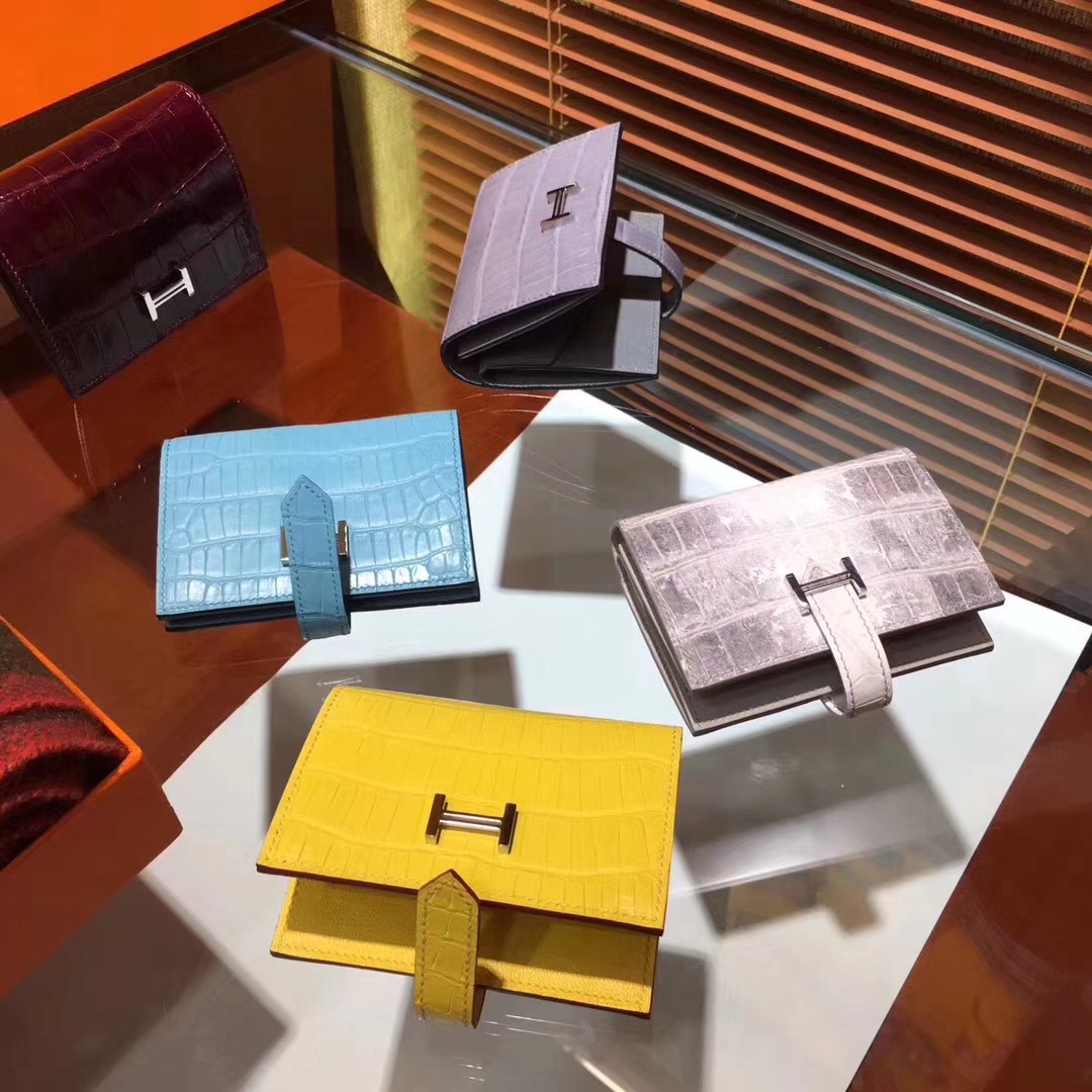 Pretty Hermes Yellow Crocodile Matt Leather H Buckle Bearn Wallet Purse