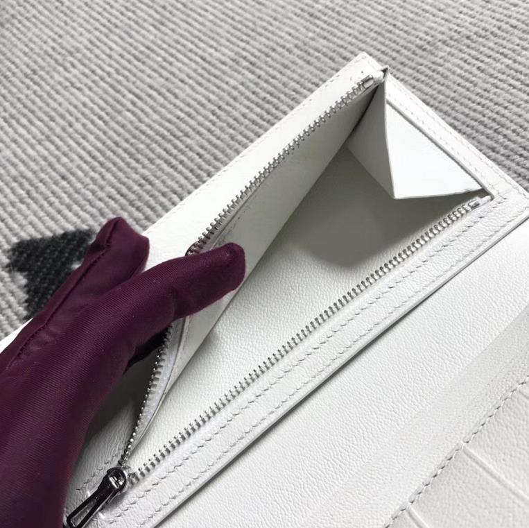 Stock Hermes Pure White Matt Crocodile Leather H Bean Wallet Clutch Bag