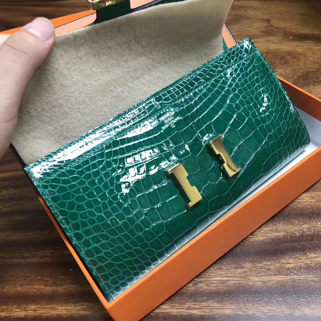 Luxury Hermes 6Q Vert Emerald Shiny Crocodile Constance Wallet Gold Hardware