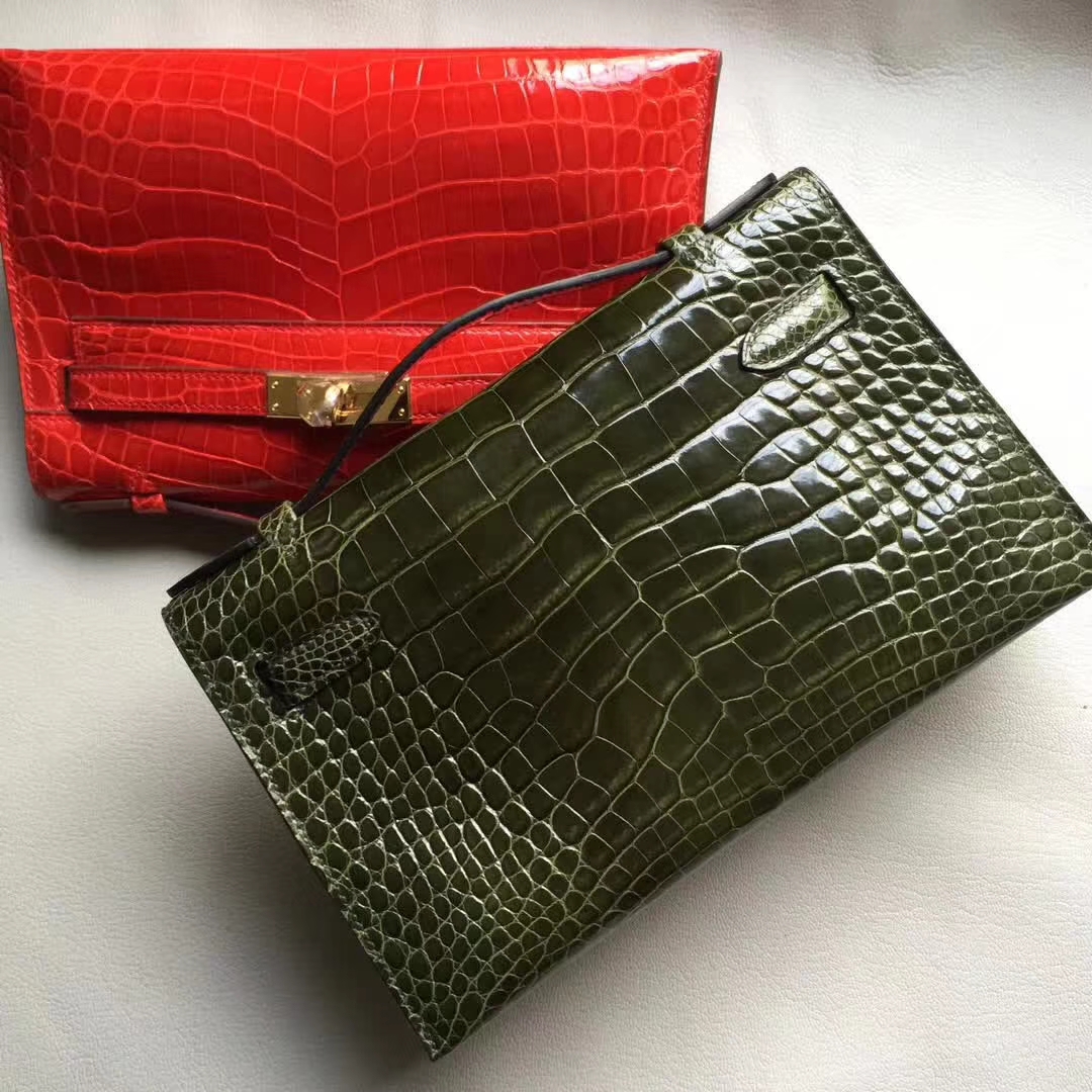 Luxury Hermes Crocodile Shiny Minikelly Clutch Bag in V6 Olive Green