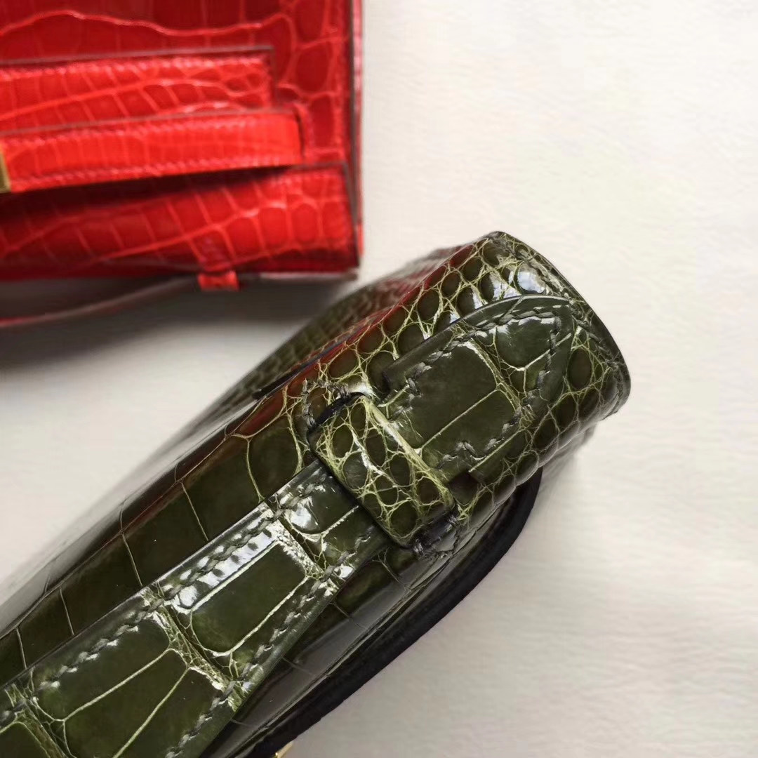 Luxury Hermes Crocodile Shiny Minikelly Clutch Bag in V6 Olive Green