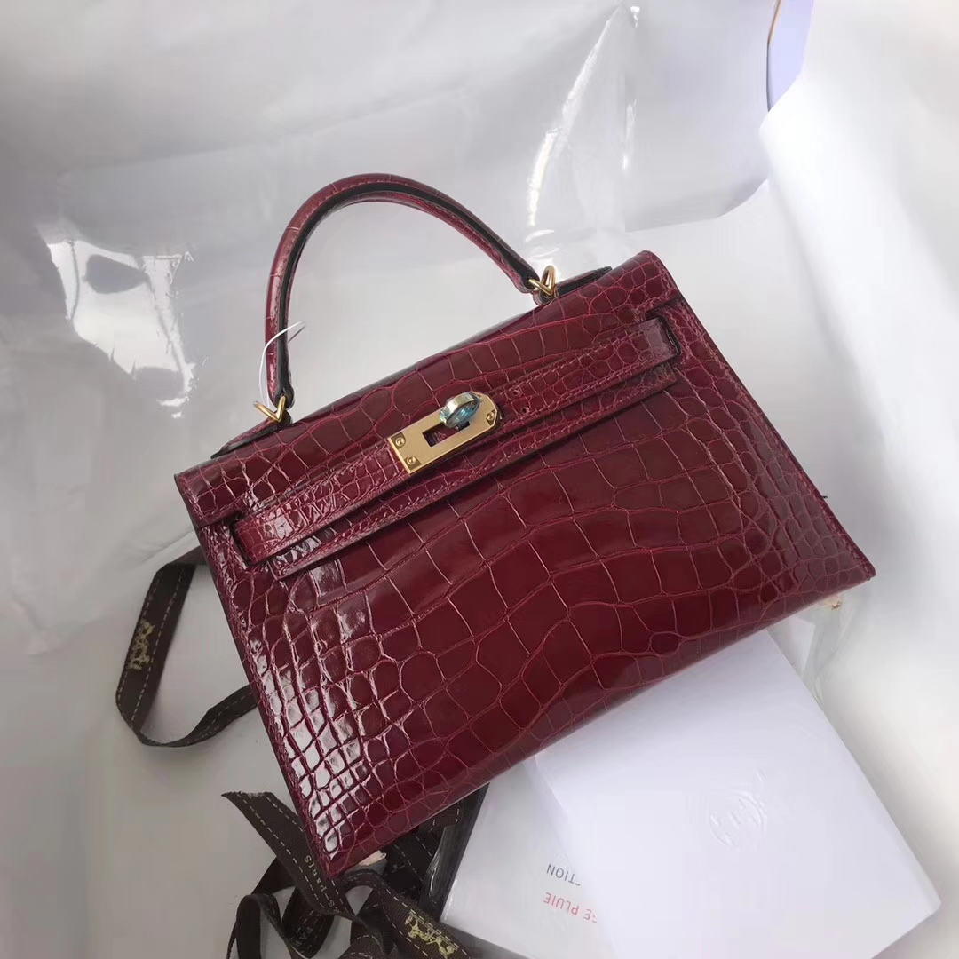 Elegant Hermes F5 Bourgogne Red Shiny Crocodile Leather Minikelly-2 Clutch Bag