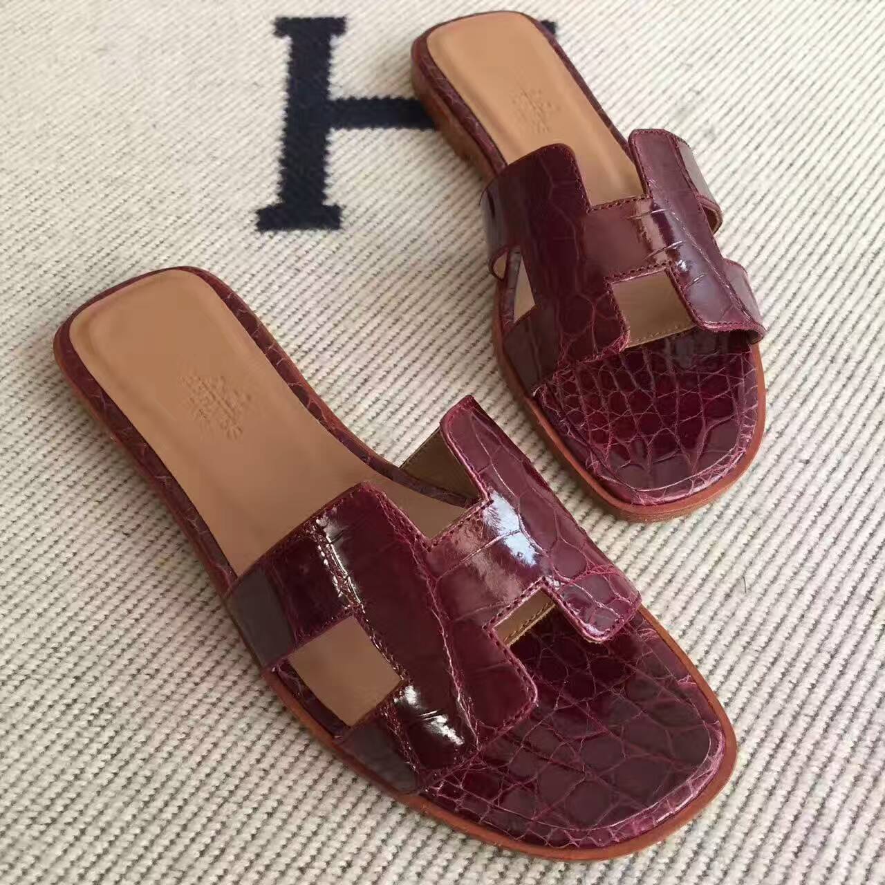 Hand Stitching Hermes Crocodile Leather Sandals Shoes in CK57 Bordeaux Size36