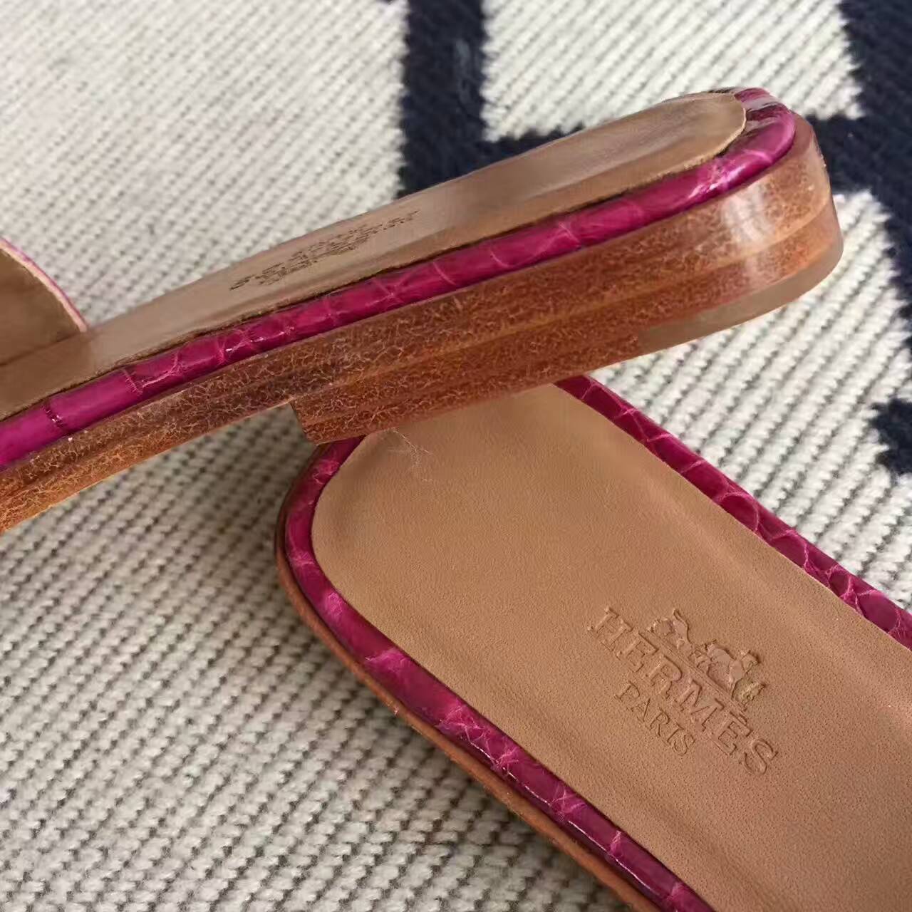 New Arrival Hermes Sandals Shoes in N5 Fuchsia Crocodile Leather Size35#