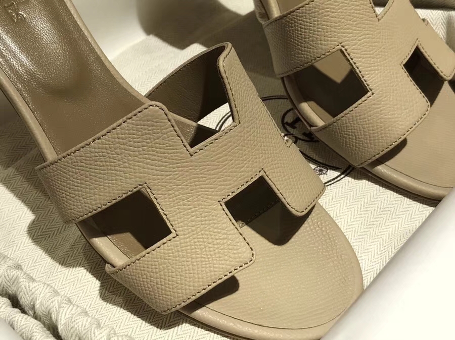 Wholesale Hermes Classic Middle Heel Sandals in Trench Grey Size35-41