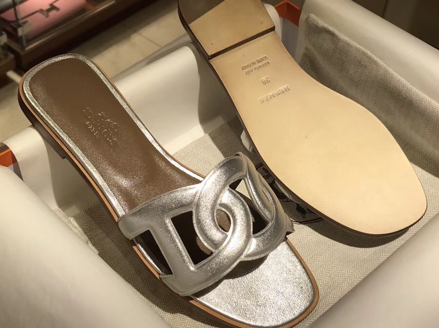 New Arrival Hermes Circle Calf Leather Flat Heel Sandals in Silver Size35-41