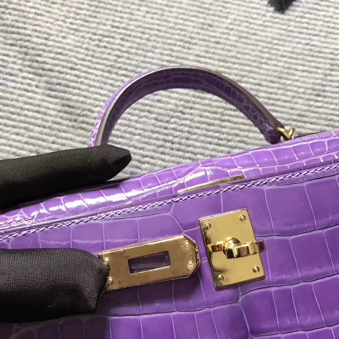 Pretty Hermes Lavender Purple Shiny Niloticus Crocodile Minikelly-2 Clutch Bag
