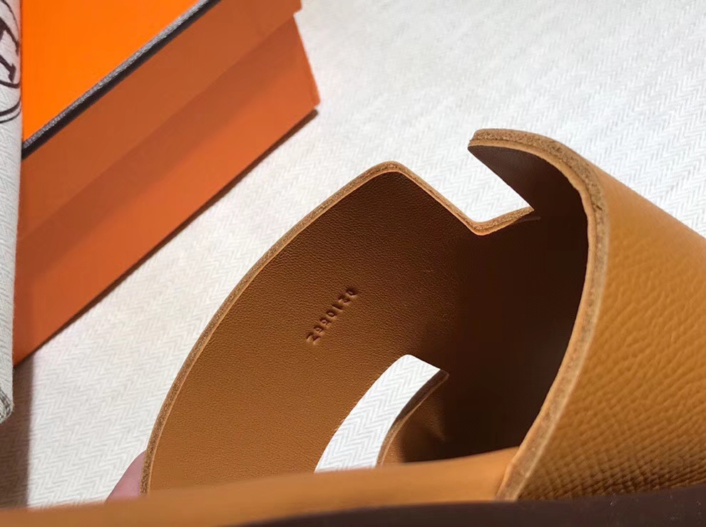 Wholesale Hermes Epsom Calf Leather Men’s Classic Sandals Shoes in Gold