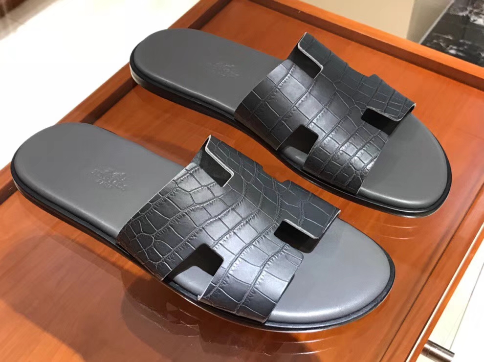 Discount Hermes Matt Crocodile Leather Men’s Sandals in Graphite Grey Size39-44