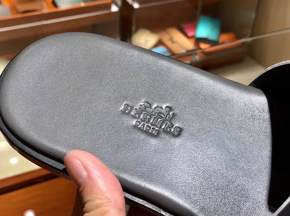 Discount Hermes Matt Crocodile Leather Men’s Sandals in Graphite Grey Size39-44