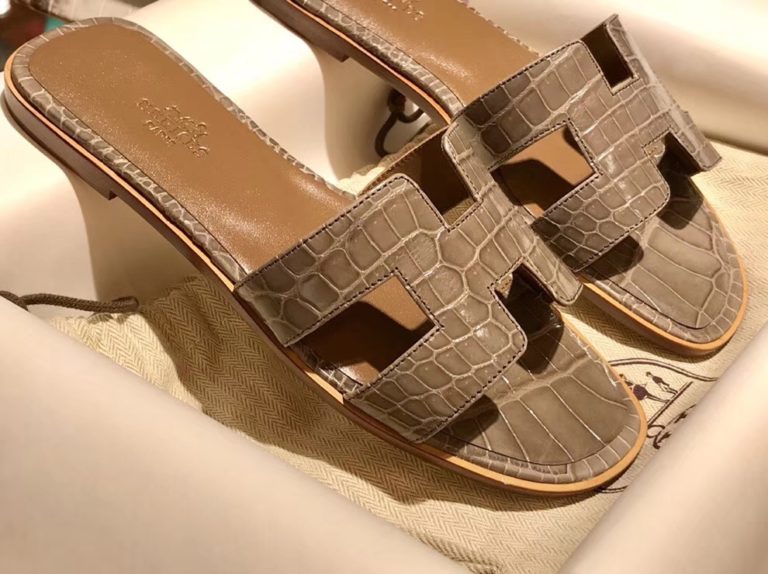 Hermes Etoupe Grey Shiny Crocodile Womens Flat Sandals  35-41