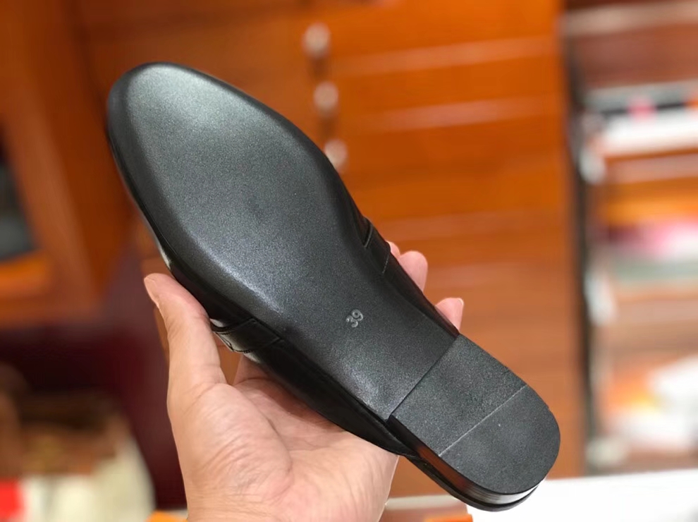 2018 Autumn New Hermes Mini Kelly Buckle Kell Style Black Flat Shoes 35-41