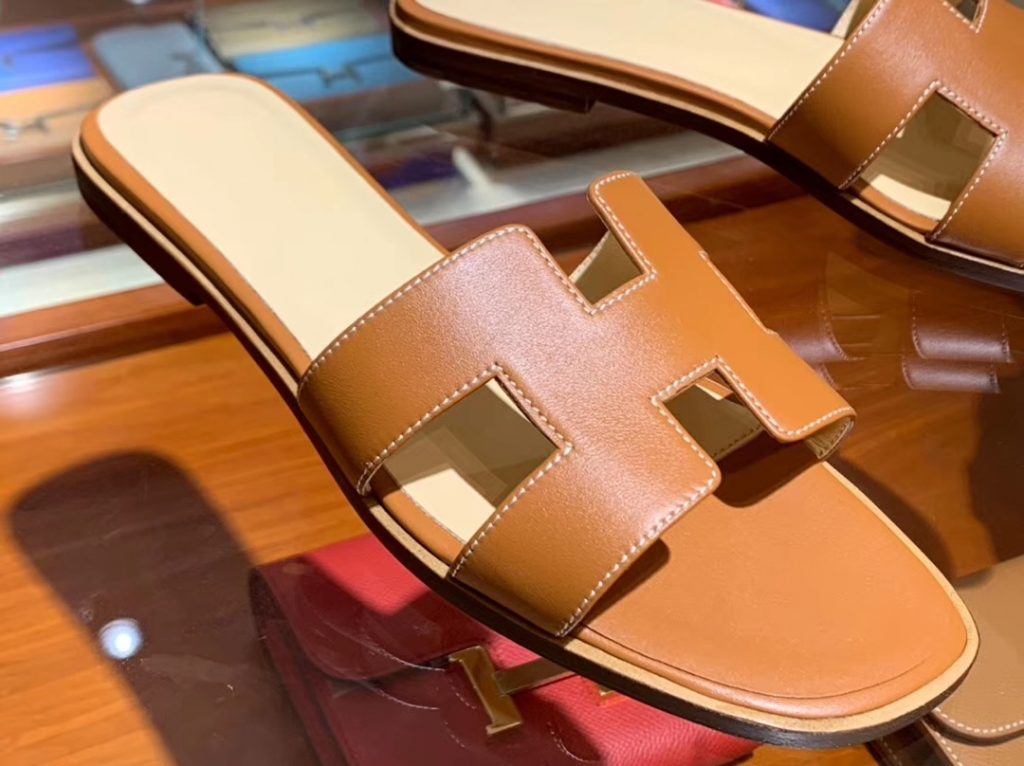 Elegant Hermes Classic H Sandals in Gold Swift Leather Yellow Insole Women&#8217;s Shoes Size35-41