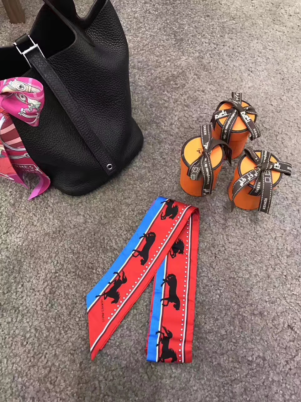 Pretty Hermes 100% Silk Twilly Ribbon Neckerchief Bandana 86*5cm