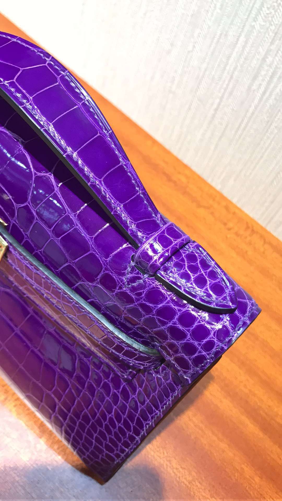 Luxury Hermes 5L Ultraviolet Alligator Shiny Crocodile Minikelly Clutch Bag22CM