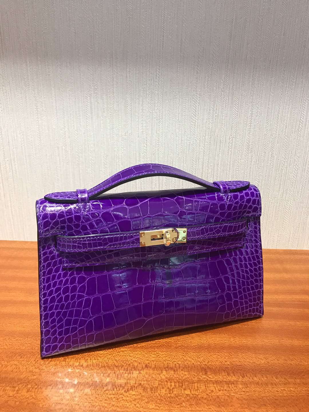Luxury Hermes 5L Ultraviolet Alligator Shiny Crocodile Minikelly Clutch Bag22CM