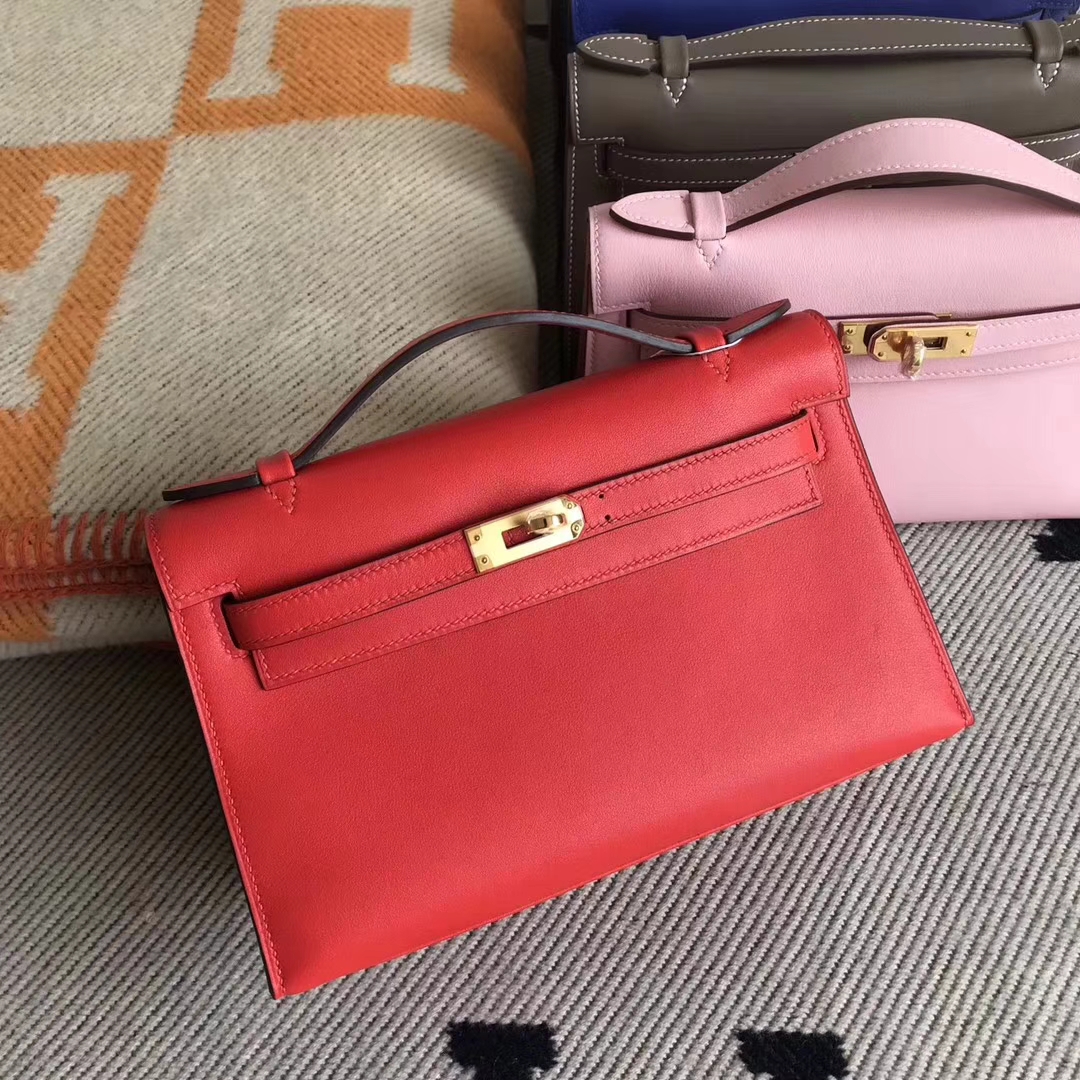 Pretty Hermes Swift Calfskin Minikelly Clutch Bag in S5 Rouge Tamato Gold Hardware