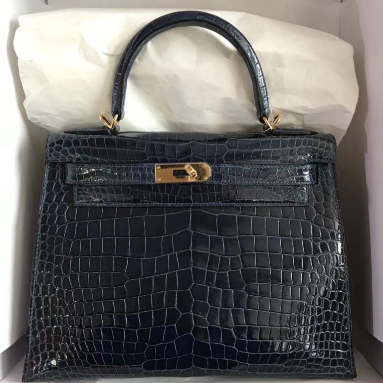 Hermes Shiny Crocodile Leather Kelly 28CM Bag in 1P Colvert Gold Hardware