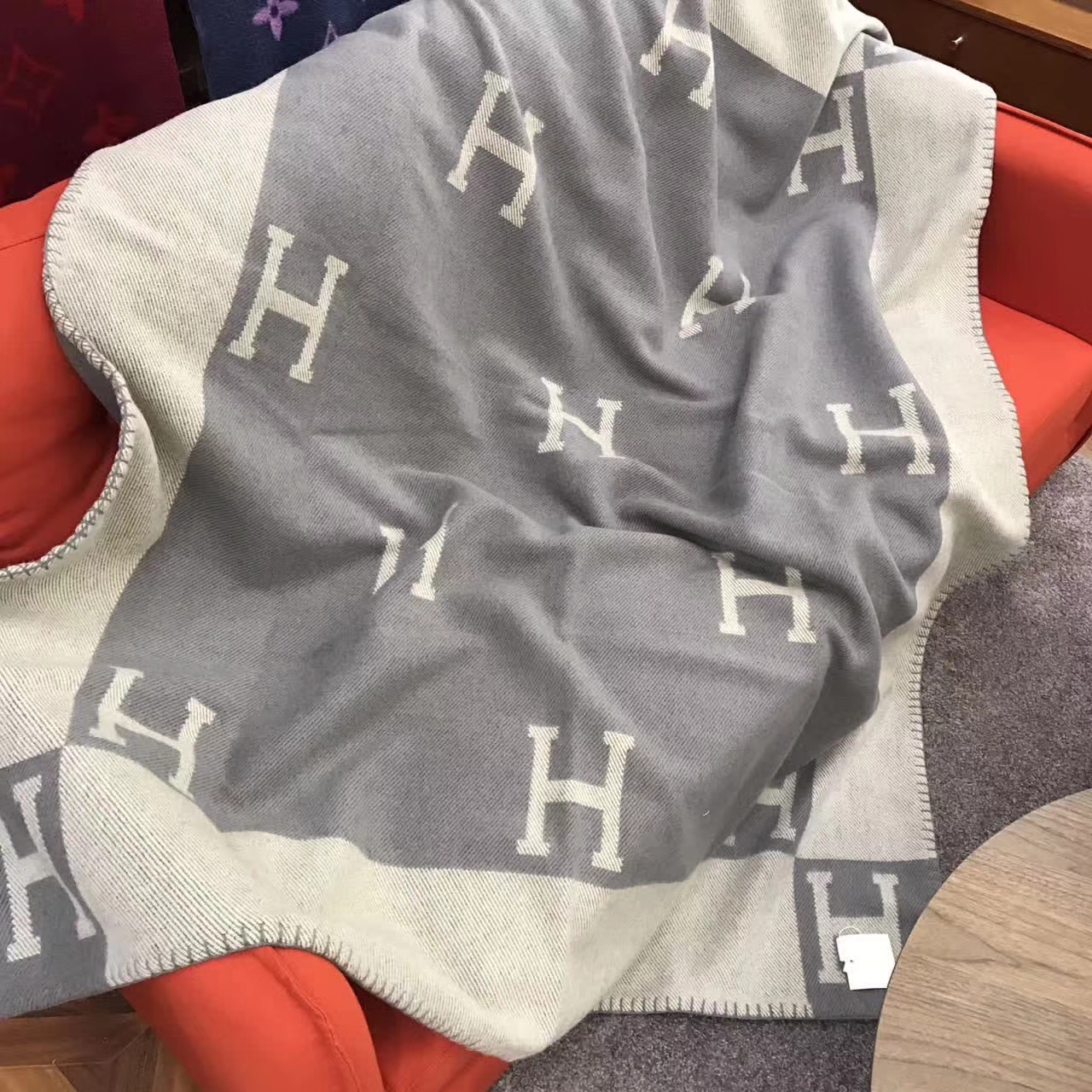 New Arrival Hermes Cashmere H Printing Blanket140*160cm in Grey