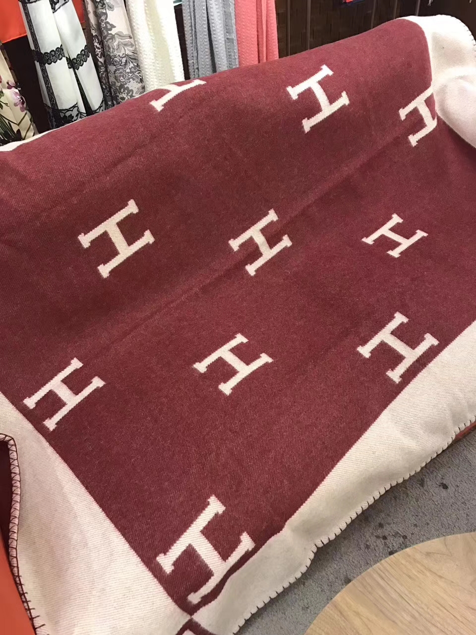 Wholesale Hermes Red Cashmere H Printing Blanket Scarf 140*160cm