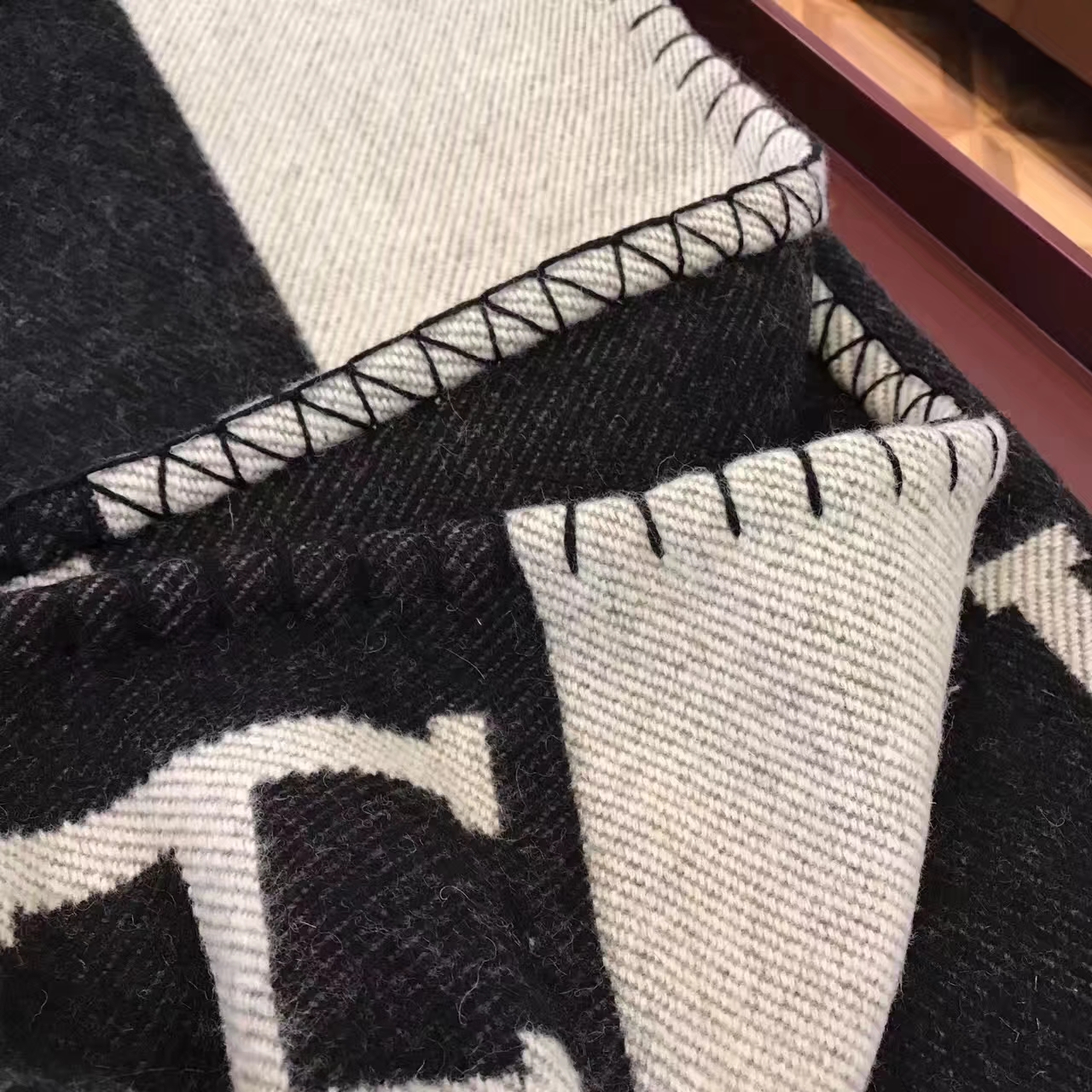 Cheap Hermes H Printing Blanket Scarf in Black Cashmere