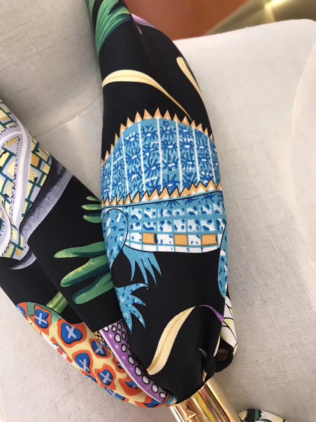 Elegant Women’s Scarf Hermes Black Silk Grade-A Shawl 90*90cm