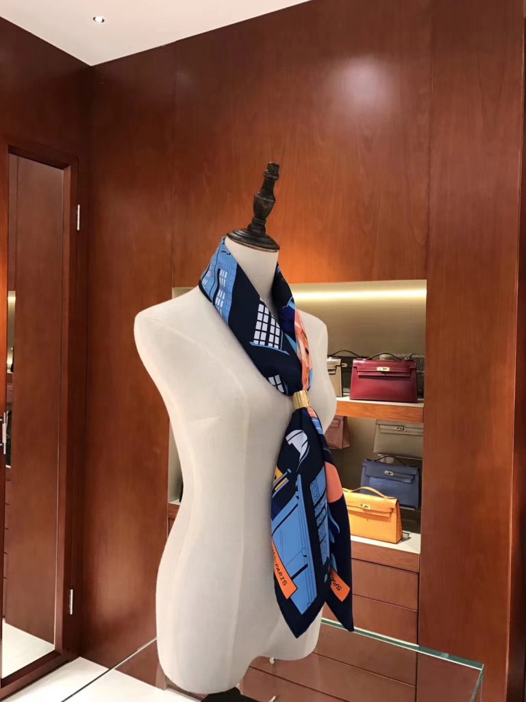 High Quality Hermes Silk Womens Scarf Shawl in Orange 90*90cm