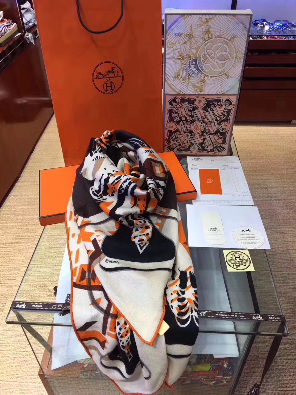 Luxury Hermes Cashmere Women&#8217;s Scarf Cape 140*140cm Complete Package