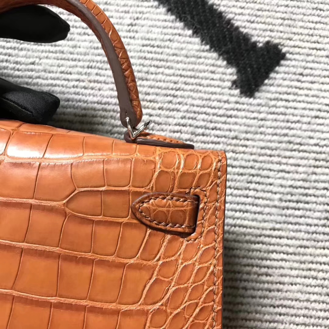 Hand Stitching Hermes Amber Color Matt Crocodile Minikelly-2 Clutch Bag