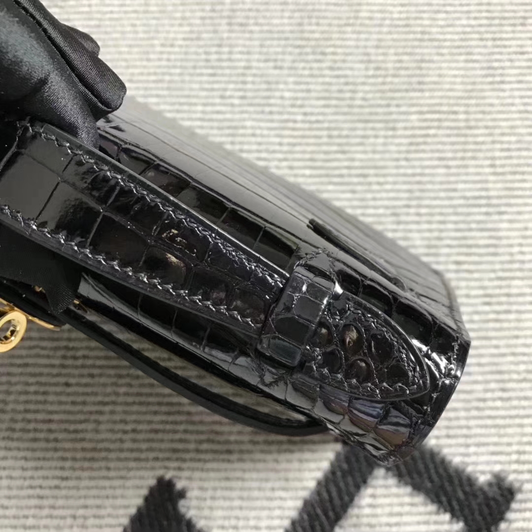Sale Hermes Shiny Crocodile Leather Minikelly Pochette Bag in Black Gold Hardware
