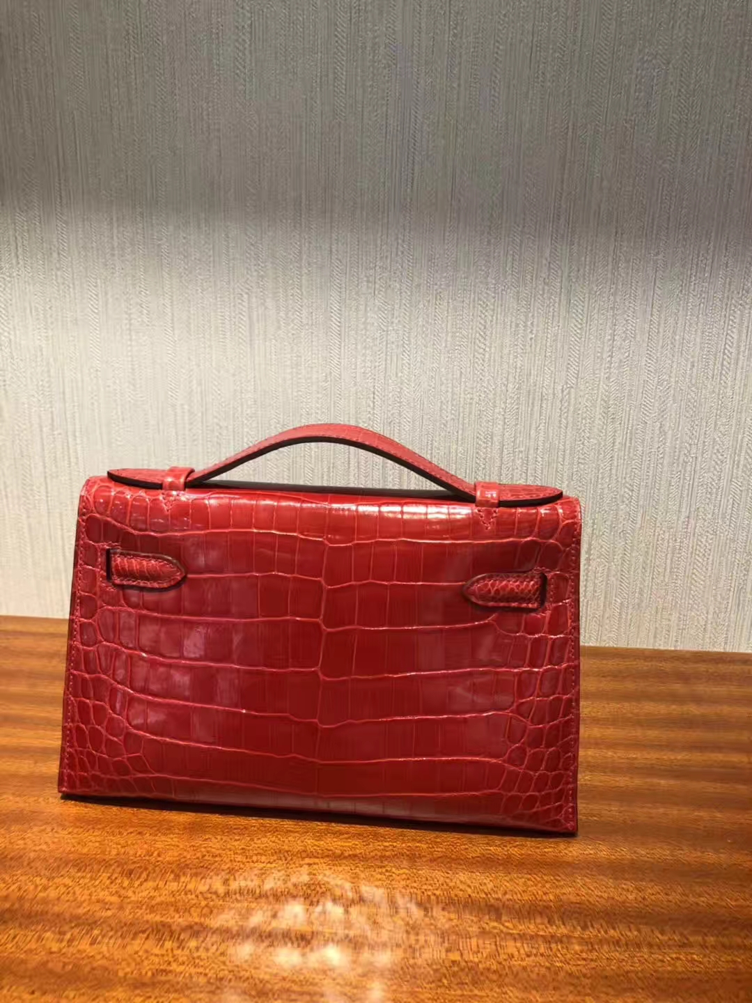 Luxury Hermes Shiny Crocodile Leather Minikelly Clutch Bag in CK95 Braise