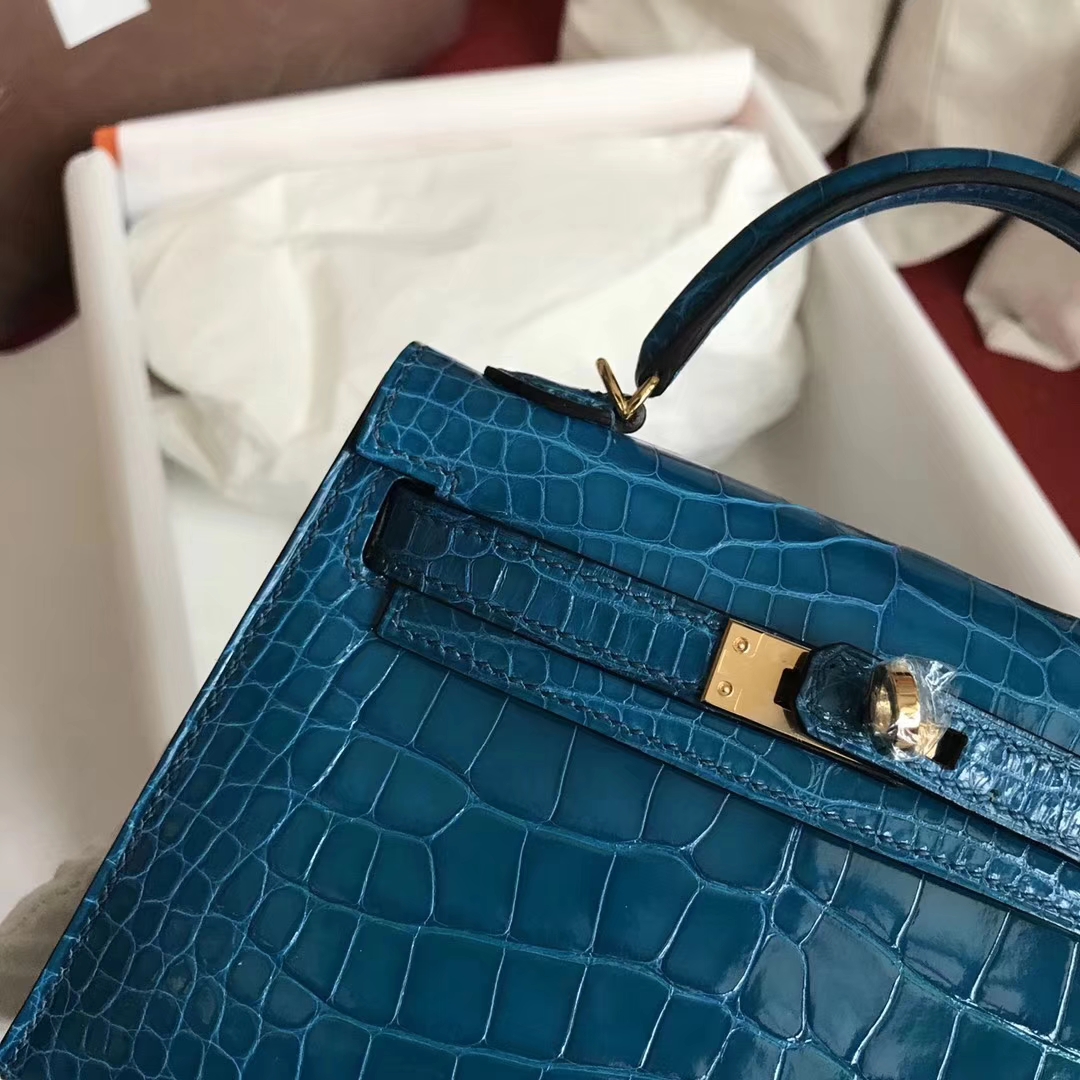 Hermes Shiny Crocodile Minikelly-2 Clutch Bag in 7W Blue Izmir Gold Hardware