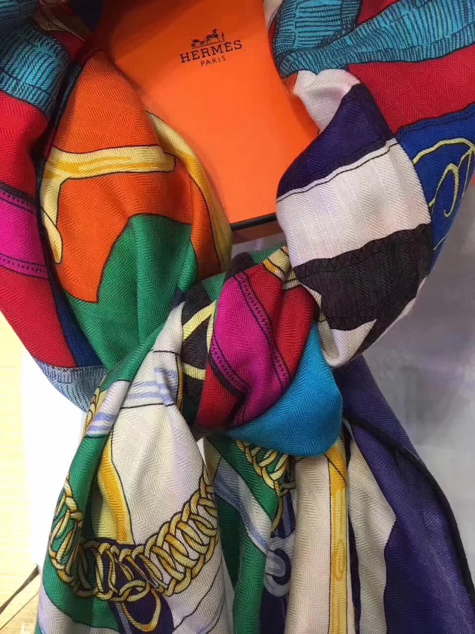 Fashion Hermes Grade-A Cashmere Women’s Scarf Cape Complete Package