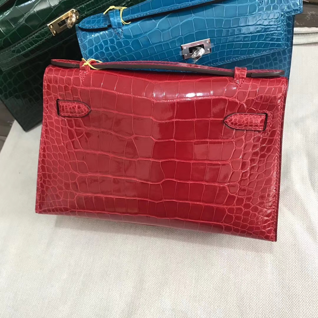 Pretty Hermes CK95 Braise Shiny Crocodile Minikelly Pochette 22CM Gold Hardware