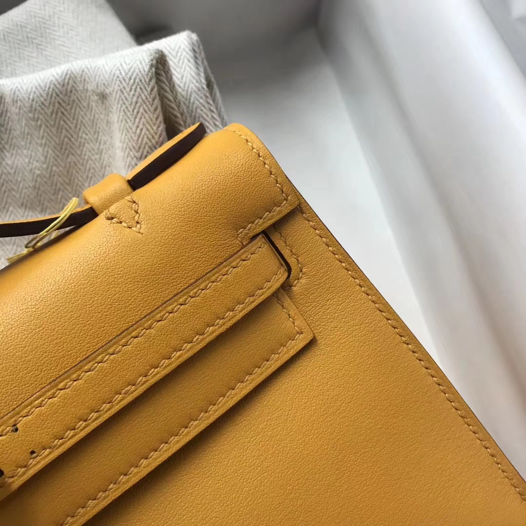 Discount Hermes 9D Amber Yellow Swift Calf Minikelly Clutch Bag Gold Hardware