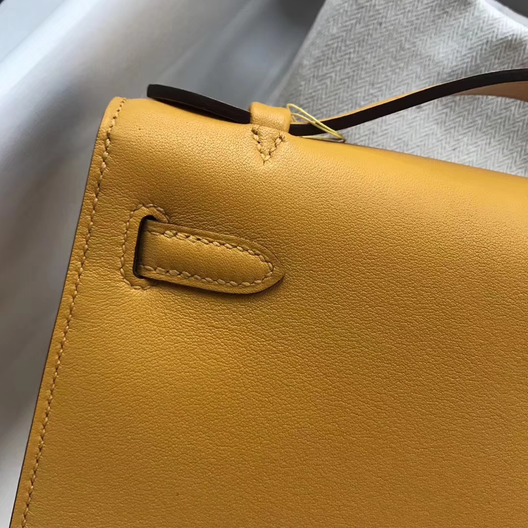 Discount Hermes 9D Amber Yellow Swift Calf Minikelly Clutch Bag Gold Hardware