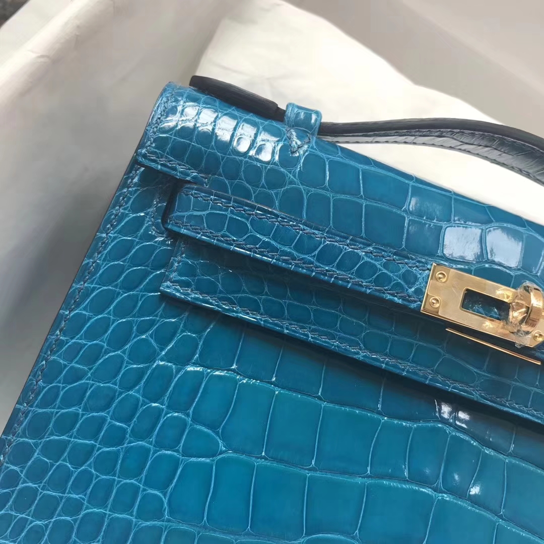 Fashion Hermes Shiny Crocodile Minikelly Clutch Bag in 7W Blue Izmir Gold Hardware