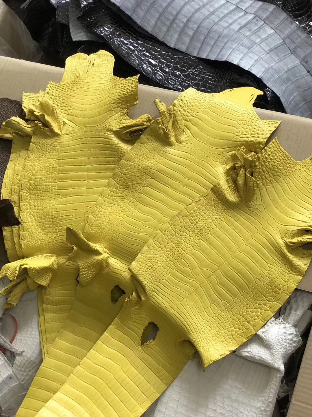 New Arrival Hermes 9R Lemon Yellow Matt Alligator Crocodile Leather