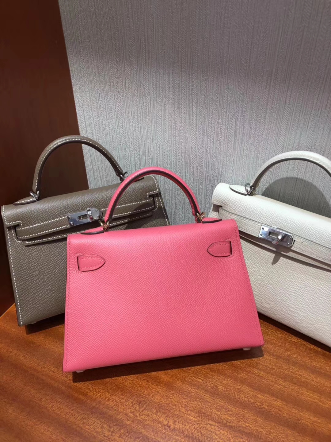 Pretty Hermes 8W Rose Lipstick Epsom Calfskin Minikelly-2 Clutch Bag Gold Hardware