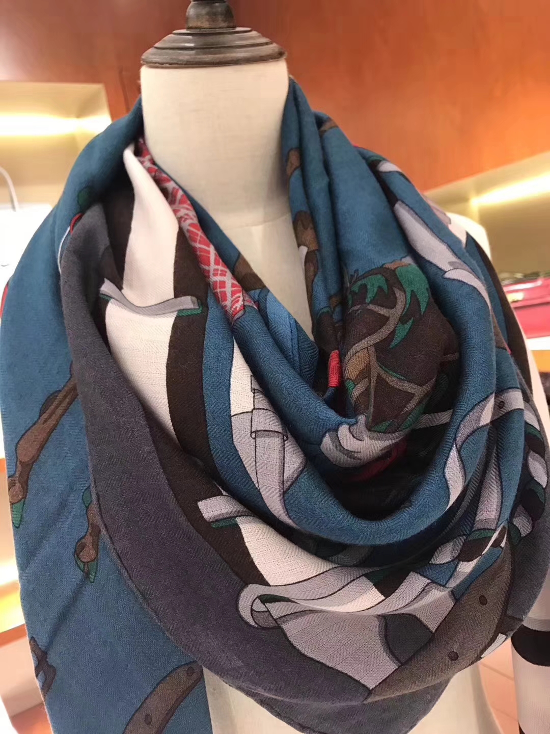 High Quality Hermes Cashmere Scarf Cape in Navy Blue 140*140cm Complete Package