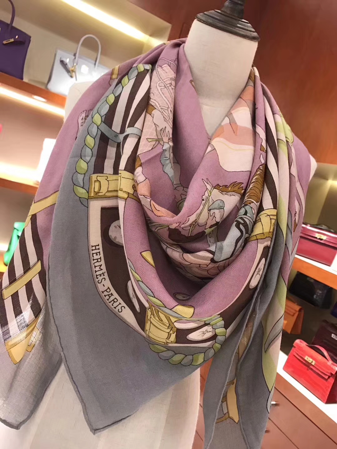 Discount Hermes Grade-A Pink Cashmere Women’s Silk Scarf 140*140cm