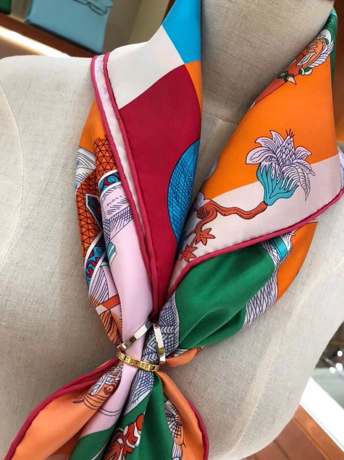 Fashion Hermes Top Quality Silk Scarf《Amazing Animals》in Orange90*90cm