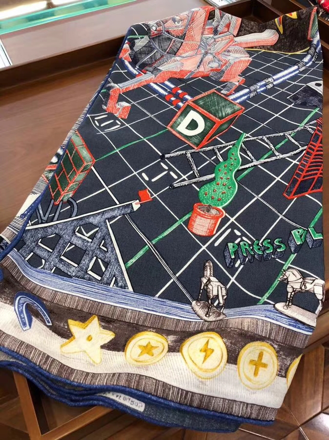 New Hermes 2018 Autumn Cashmere Silk Women’s Scarf in Blue Jean 140*140cm