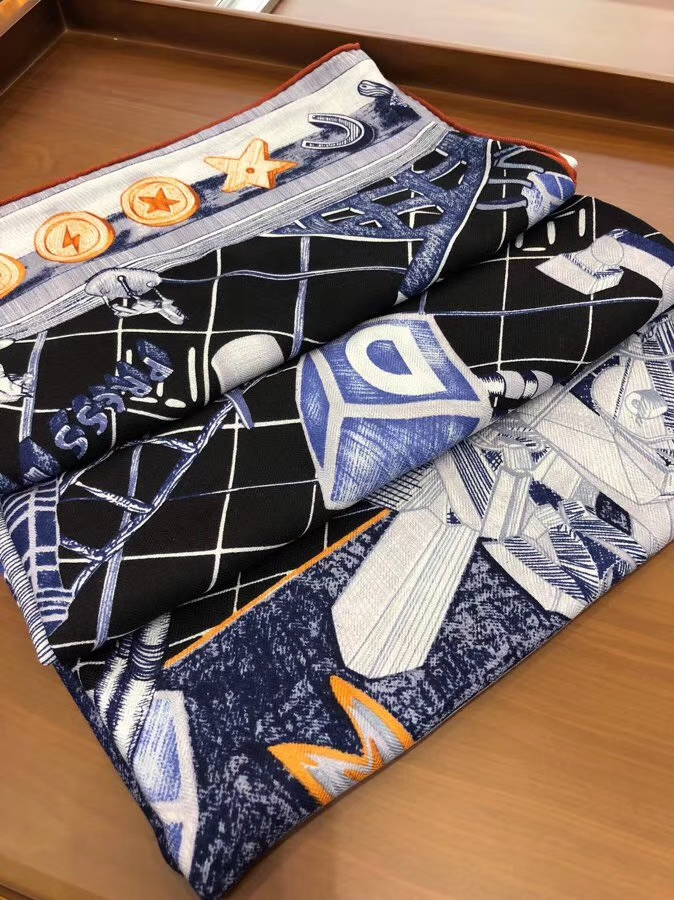 Sale Hermes Dark Blue Cashmere Silk Printed Women’s Scarf140*140cm