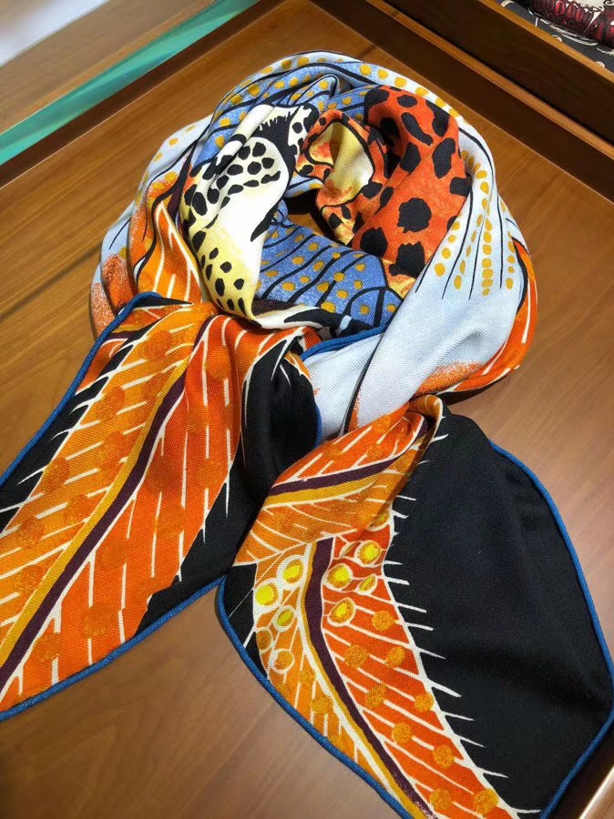 Wholesale Hermes 2018 New《Leopard &#038; Flower》Women&#8217;s Silk Scarf in Sky Blue