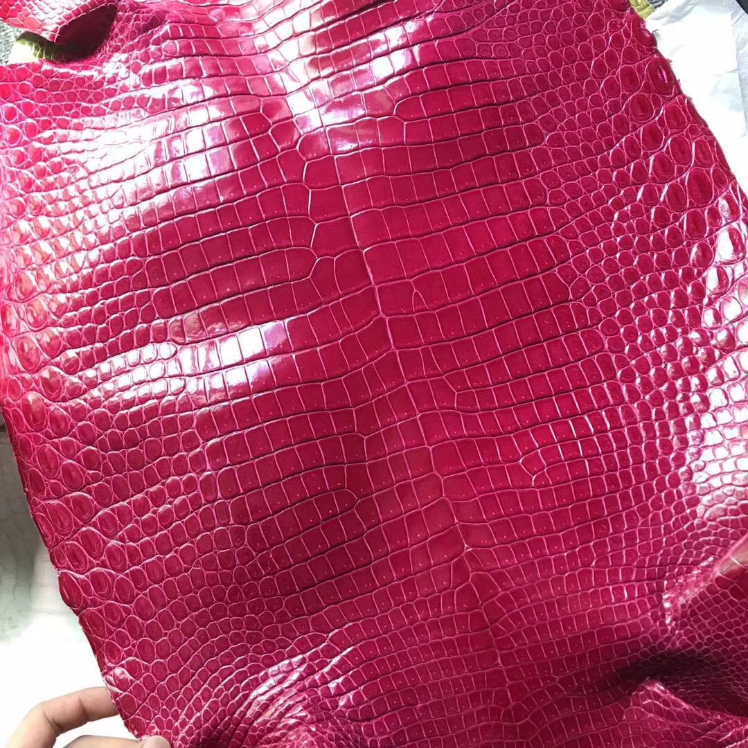 Pretty Hermes Shiny Crocodile Leather in J5 Rose Scheherazade