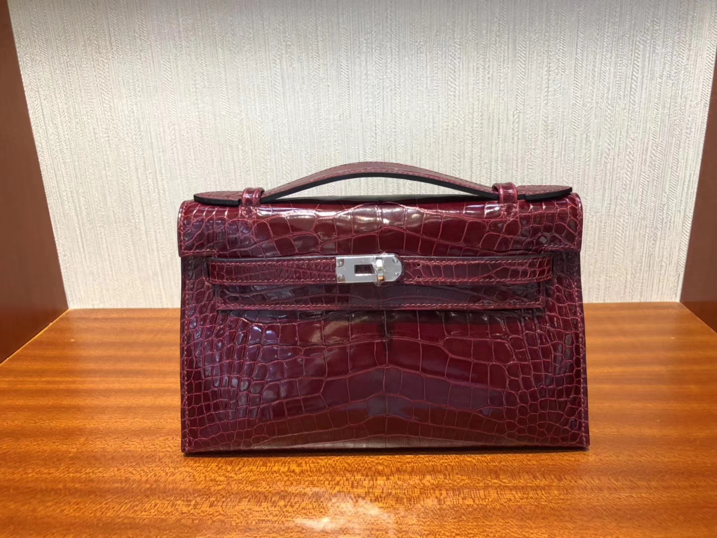 Discount Hermes F5 Bourgogne Red Shiny Crocodile Leather Minikelly Clutch Bag22CM
